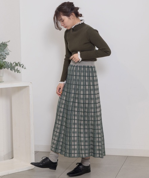 POU DOU DOU（プードゥドゥ）の「チェックプリーツニットスカート（スカート・レディース・ブラック/ブラウン/グレー・3）」の11枚目の写真