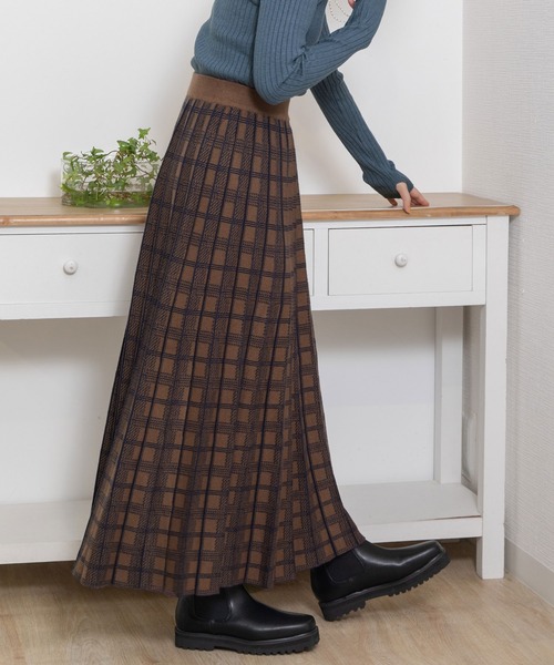 POU DOU DOU（プードゥドゥ）の「チェックプリーツニットスカート（スカート・レディース・ブラック/ブラウン/グレー・3）」の18枚目の写真