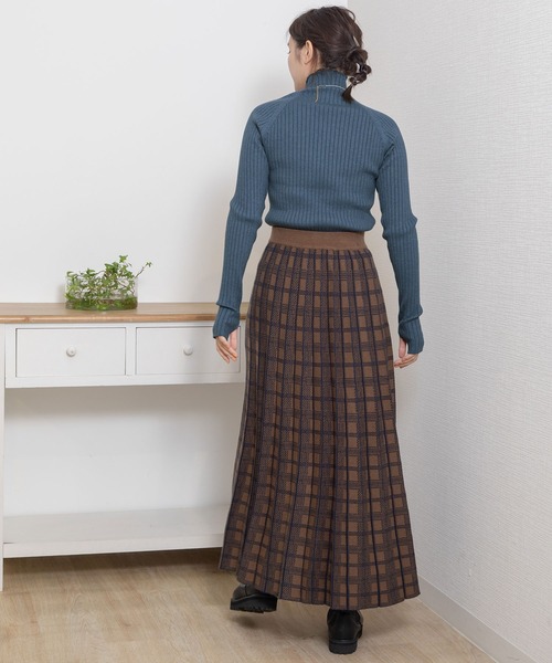 POU DOU DOU（プードゥドゥ）の「チェックプリーツニットスカート（スカート・レディース・ブラック/ブラウン/グレー・3）」の21枚目の写真
