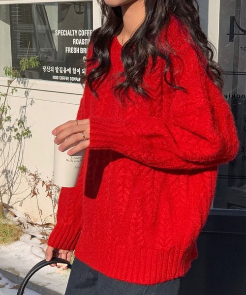 HALEY PESCA(ヘーリーペスカ)の「HALEY PESCA/トレンドカラー ケーブルニットプルオーバー(ニット/セーター・レディース・オフホワイト/レッド/ブルー/ピンク・FREE)」の4枚目の写真