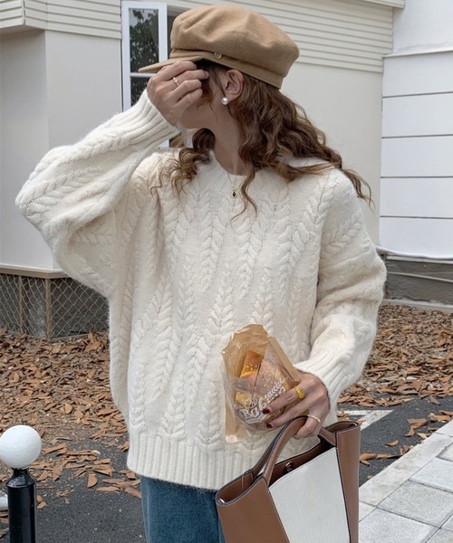 HALEY PESCA(ヘーリーペスカ)の「HALEY PESCA/トレンドカラー ケーブルニットプルオーバー(ニット/セーター・レディース・オフホワイト/レッド/ブルー/ピンク・FREE)」の9枚目の写真