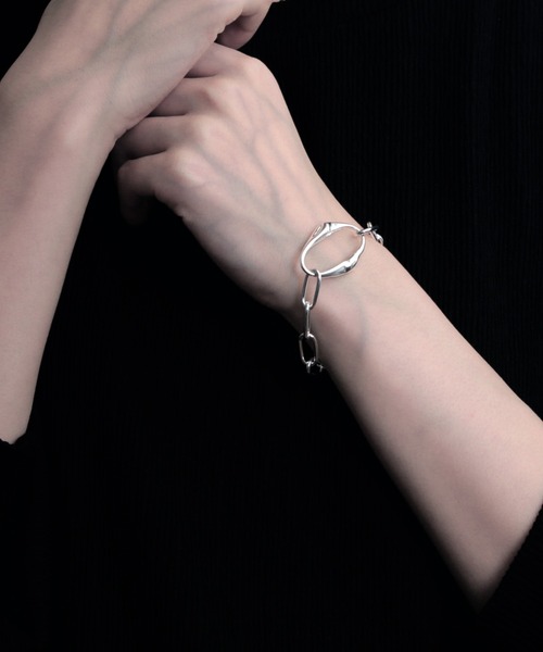 YArKA（ヤーカ）の「【YArKA/ヤーカ】nuance oval parts design bracelet [FFF3] / ニュアンスオーバルパーツデザインブレスレット（ブレスレット・レディース・シルバー・S/M/L）」の11枚目の写真