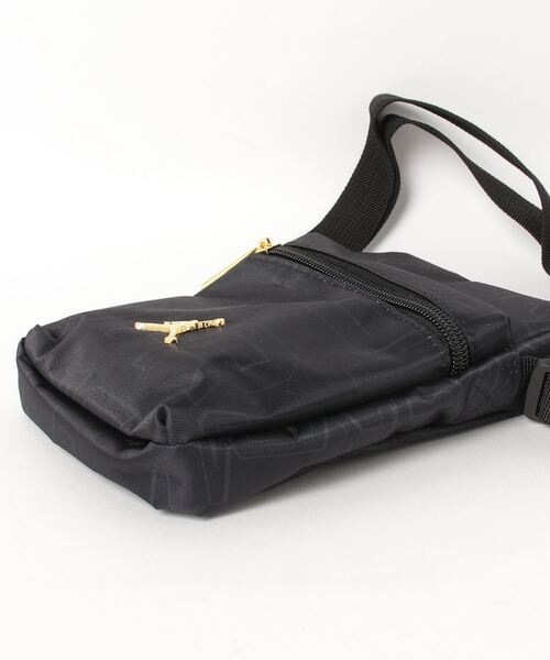 JORDAN BRAND（ジョーダンブランド）の「ジョーダン  JAN B G FESTIVAL BAG（ショルダーバッグ・キッズ・ブラック・ONE SIZE）」の3枚目の写真