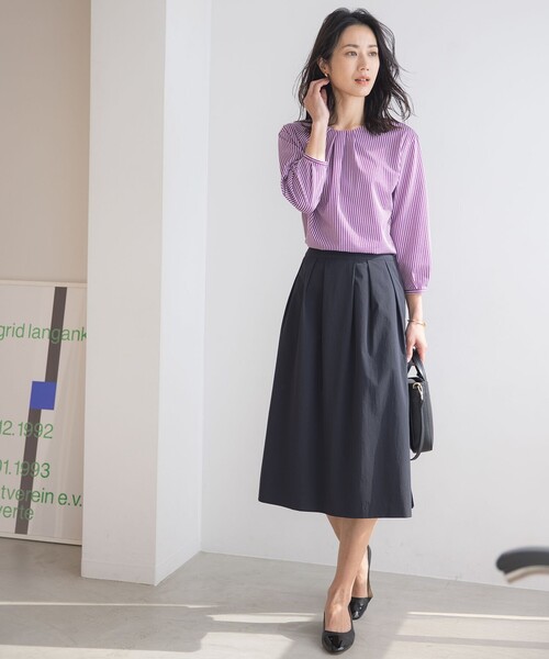 J.PRESS Ladies(J.プレス レディス)の「【WEB限定カラーあり】ストライプジャカード フロントタック カットソー(Tシャツ/カットソー・レディース・ふじ色系1/パープル系1/ネイビー系1/ネイビー系2/ネイビー系/グリーン系1・SMALL)」の9枚目の写真