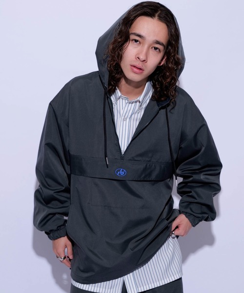 re_k by JUNRED（レクバイジュンレッド）の「re_k by JUNRED / ウーブンハーフジップアノラックパーカー（ブルゾン・メンズ・ブラック/チャコールグレー/ベージュ系その他・M/S/L）」の3枚目の写真