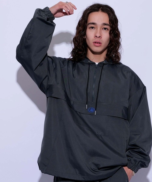 re_k by JUNRED（レクバイジュンレッド）の「re_k by JUNRED / ウーブンハーフジップアノラックパーカー（ブルゾン・メンズ・ブラック/チャコールグレー/ベージュ系その他・M/S/L）」の9枚目の写真