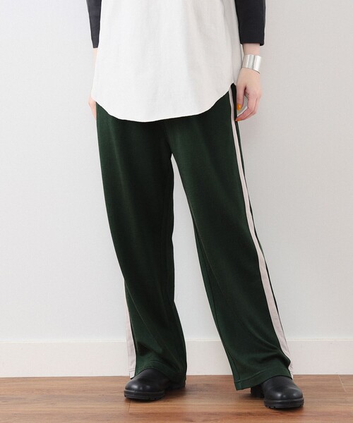 BEAMS BOY（ビームスボーイ）の「BEAMS BOY / サイド ライン イージー パンツ（その他パンツ・レディース・ブラック/ダークグリーン・ONE SIZE）」の15枚目の写真