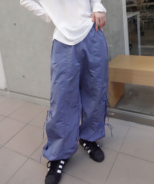 CORNERS（コーナーズ）の「ナイロンサイドリボンパンツ（カーゴパンツ・レディース・ベージュ系その他/ベージュ/ブルー/ブラック・M）」の8枚目の写真