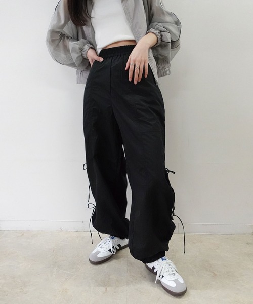 CORNERS（コーナーズ）の「ナイロンサイドリボンパンツ（カーゴパンツ・レディース・ベージュ系その他/ベージュ/ブルー/ブラック・M）」の16枚目の写真