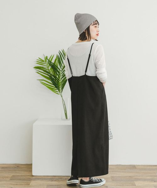 ITEMS URBANRESEARCH(アイテムズ アーバンリサーチ)の「シアークルーネックTシャツ×キャミワンピース(ワンピース・レディース・ブラック系その他/ブラウン系その他・FREE)」の5枚目の写真