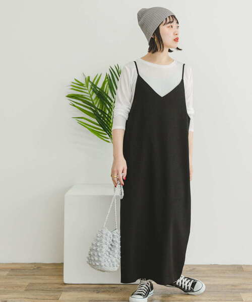 ITEMS URBANRESEARCH(アイテムズ アーバンリサーチ)の「シアークルーネックTシャツ×キャミワンピース(ワンピース・レディース・ブラック系その他/ブラウン系その他・FREE)」の6枚目の写真