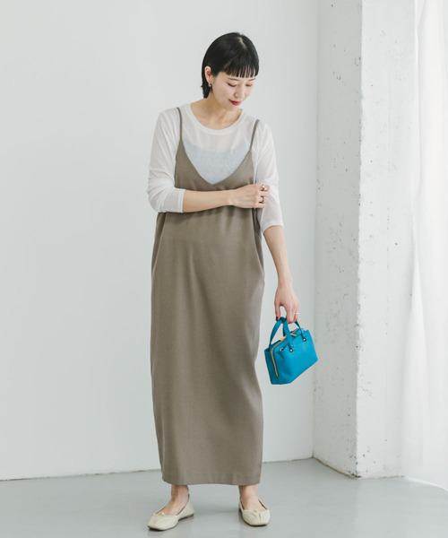 ITEMS URBANRESEARCH(アイテムズ アーバンリサーチ)の「シアークルーネックTシャツ×キャミワンピース(ワンピース・レディース・ブラック系その他/ブラウン系その他・FREE)」の12枚目の写真