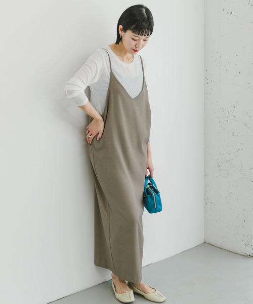 ITEMS URBANRESEARCH(アイテムズ アーバンリサーチ)の「シアークルーネックTシャツ×キャミワンピース(ワンピース・レディース・ブラック系その他/ブラウン系その他・FREE)」の14枚目の写真