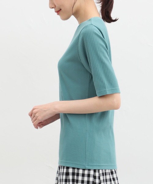 Honeys(ハニーズ)の「半袖ボートネックTシャツ(Tシャツ/カットソー・レディース・モカ/ピンク/グリーン/オフホワイト/ブラック/グレイッシュベージュ/ブルー・S/M/L/LL)」の15枚目の写真