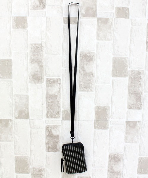 ARMANI EXCHANGE AX ロゴストライプ ショルダーテックケース セール】AX ロゴストライプ ショルダーテックケース(ショルダー