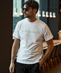 1PIU1UGUALE3 RELAX(ウノピゥウノウグァーレトレ リラックス)ラインストーン ブランドロゴ スマートシルエット 半袖Tシャツ