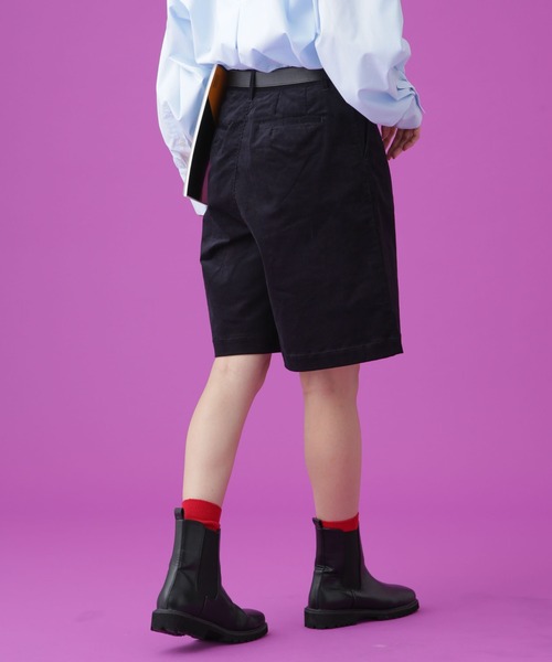 Apo(s)ture(アポスチャー)の「SOFIA-001/コーデュロイワンタックショートパンツ(その他パンツ・レディース・ホワイト/カーキ/ネイビー/ベージュ・XS/S/M/L/XL)」の6枚目の写真