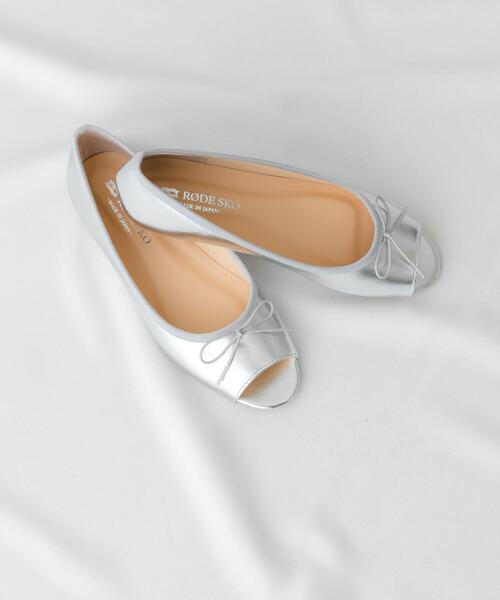 RODE SKO(ロデスコ)の「『MADE IN JAPAN』オープントゥリボンパンプス(パンプス・レディース・シルバー/ライトブルー/ブラック・36/37/38)」の15枚目の写真