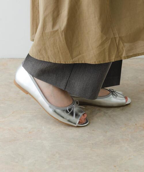 RODE SKO(ロデスコ)の「『MADE IN JAPAN』オープントゥリボンパンプス(パンプス・レディース・シルバー/ライトブルー/ブラック・36/37/38)」の20枚目の写真