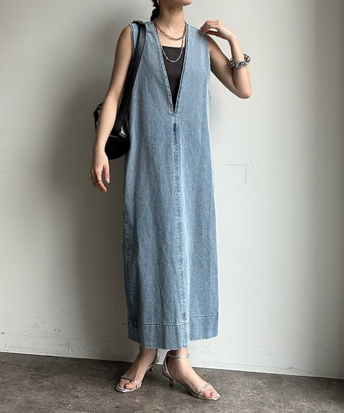 DouDou（ドゥドゥ）の「【WEB限定】デニムジャンスカ（ジャンパースカート・レディース・ブルー/ブラック・FREE）」の4枚目の写真