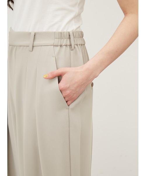 Mila Owen（ミラオーウェン）の「ハイウエストダンディパンツ【手洗い可能】（その他パンツ・レディース・ブラック/アイボリー/ベージュ・1/0/00）」の15枚目の写真