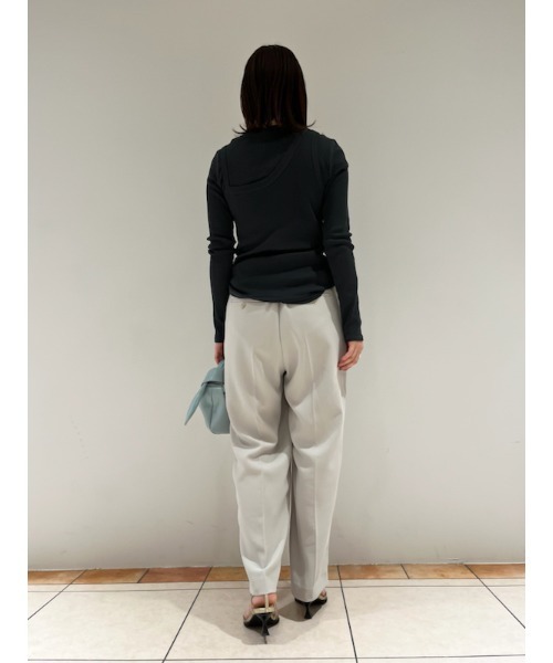 Mila Owen（ミラオーウェン）の「ハイウエストダンディパンツ【手洗い可能】（その他パンツ・レディース・ブラック/アイボリー/ベージュ・1/0/00）」の22枚目の写真