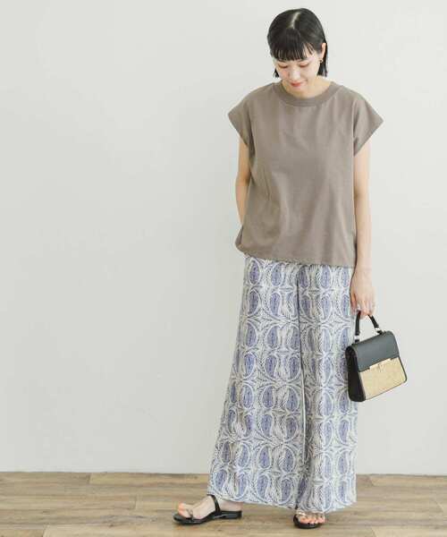 ITEMS URBANRESEARCH(アイテムズ アーバンリサーチ)の「クルーネックノースリーブTシャツ(Tシャツ/カットソー・レディース・ホワイト/チャコールグレー/グレー/オレンジ・FREE)」の19枚目の写真