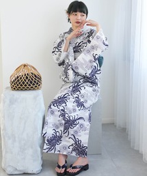 ◆最高級国産染◆高級綿変わり織り◆薄葉灰白花舞いの古典浴衣◆大人ゆかた◆新品 utatane 高級変わり織 浴衣3点セット ( ゆかた・帯・下駄 ) 藍色