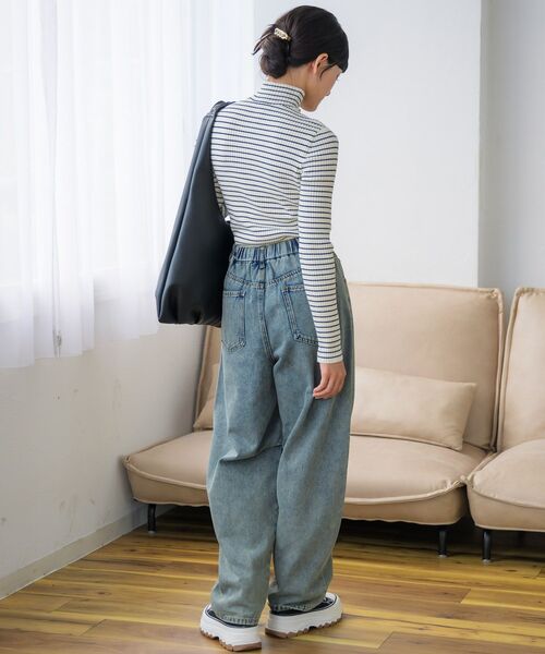 RETRO GIRL（レトロガール）の「カーブデニムPT（デニムパンツ・レディース・ケミカルウォッシュ/ブルー系その他5/ブラック/ブルー・FREE）」の18枚目の写真