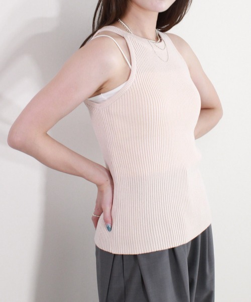 Reurie'（レウリィ）の「【7色展開｜HIT ITEM!｜ZOZO限定カラー登場!】アメリカンスリーブメランジニット / アメスリニット ホルターネック メランジニット ノースリーブ キャミソール 大人カジュアル ヘルシー シンプル モード 韓国（タンクトップ・レディース・ブラウン/ライム/ブラック/チャコールグレー/ピンク/レッド/ブルー・FREE）」の16枚目の写真
