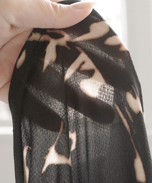 antiqua(アンティカ)の「シアーデザインシャツ(シャツ/ブラウス・レディース・ブラック・ONESIZE)」の7枚目の写真