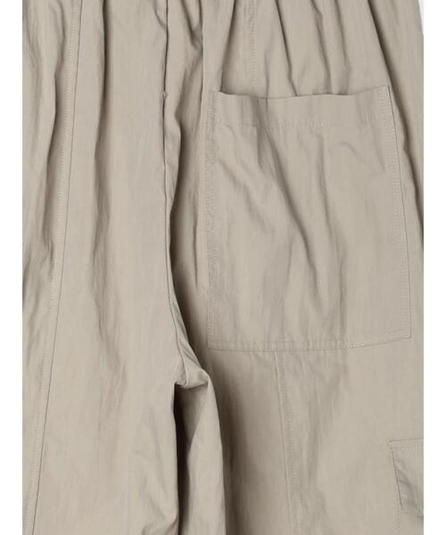 Lugnoncure（ルノンキュール）の「綿ナイロンカーゴパンツ（その他パンツ・レディース・カーキ/ブラック/オフホワイト・F）」の7枚目の写真
