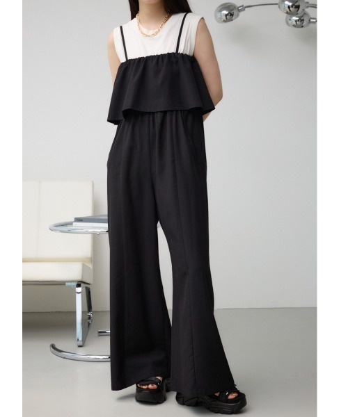 AZUL by moussy（アズールバイマウジー）の「レイヤードデザインサロペット（サロペット/オーバーオール・レディース・ライトグレー/ブラック・SMALL/MEDIUM）」の2枚目の写真