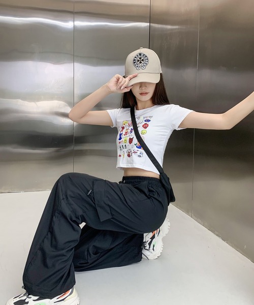 Teem Store(チームストア)の「ルーズシルエット ジョガー カーゴパンツ(カーゴパンツ・レディース・グレー/ブラック・L/M)」の7枚目の写真