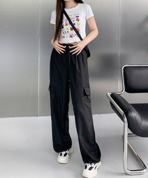 Teem Store(チームストア)の「ルーズシルエット ジョガー カーゴパンツ(カーゴパンツ・レディース・グレー/ブラック・L/M)」の6枚目の写真
