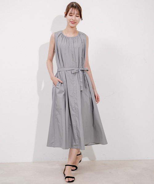 Jayro(ジャイロ)の「布帛Aラインワンピース(ワンピース・レディース・グレー/ベージュ/レンガ・M)」の1枚目の写真