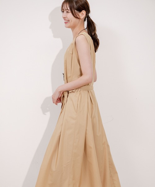 Jayro(ジャイロ)の「布帛Aラインワンピース(ワンピース・レディース・グレー/ベージュ/レンガ・M)」の22枚目の写真