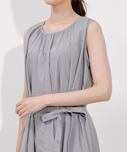 Jayro(ジャイロ)の「布帛Aラインワンピース(ワンピース・レディース・グレー/ベージュ/レンガ・M)」の12枚目の写真