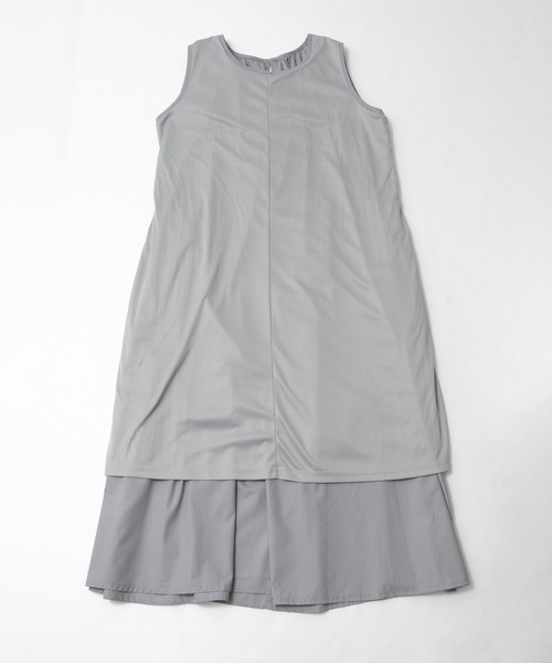 Jayro(ジャイロ)の「布帛Aラインワンピース(ワンピース・レディース・グレー/ベージュ/レンガ・M)」の8枚目の写真