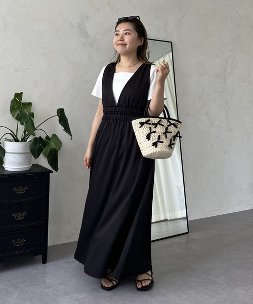 prose verse(プロズヴェール)の「【MOMO】深Vネックバックリボンワンピース(ワンピース・レディース・ブラック・PL/LARGE/MEDIUM/PM)」の10枚目の写真