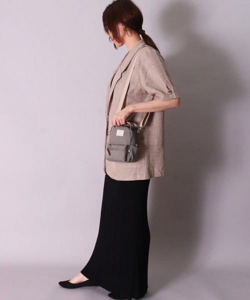 anello(アネロ)の「(LF)【anello】4ポケット ハンドル付き 2WAY ナノ ショルダーバッグ(ショルダーバッグ・レディース・ベージュ/グレー/ブラック/ブルーグレー/スモークピンク・ONE SIZE)」の9枚目の写真