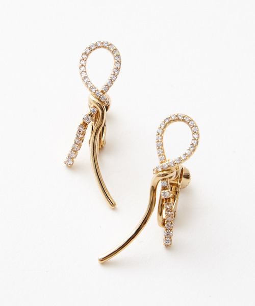 AIMER（エメ）の「リボンモチーフイヤリング（イヤリング・レディース・シルバー/ゴールド・FREE）」の2枚目の写真