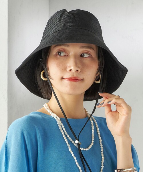 SHIPS(シップス)の「Rmeria:〈UVカット / 手洗い可能〉ペーパーライク パイピング ハット 2(ニットキャップ/ビーニー・レディース・ベージュ系その他/ブラック・ONE SIZE)」の4枚目の写真