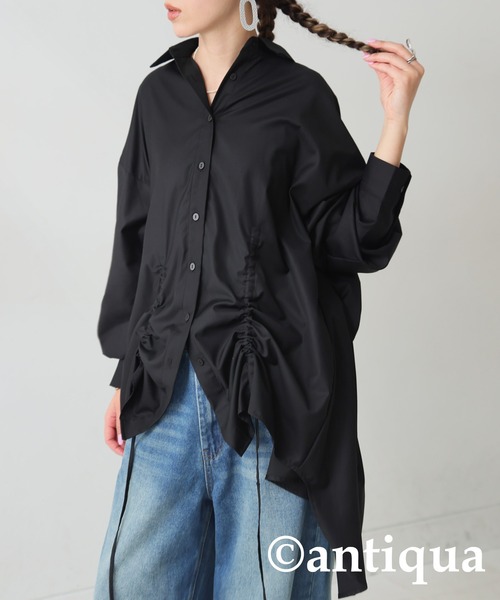 antiqua（アンティカ）の「ドロストギャザーシャツ（シャツ/ブラウス・レディース・ブラック・ONE SIZE）」の2枚目の写真