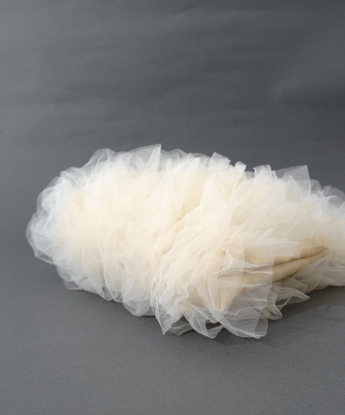 flower(フラワー)の「フリルチュールバッグ(ハンドバッグ・レディース・ブラック/アイボリー・FREE)」の11枚目の写真