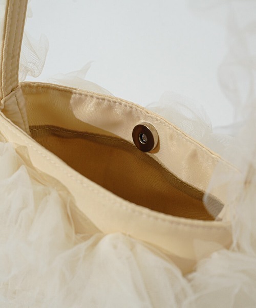 flower(フラワー)の「フリルチュールバッグ(ハンドバッグ・レディース・ブラック/アイボリー・FREE)」の12枚目の写真