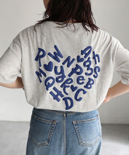 Rady❤️BIG刺繍ロゴTシャツ❤️新品❤️ Rady 刺繍ロゴ 半袖Tシャツ Sサイズ ホワイト - メルカリ