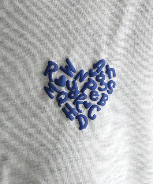 Riberry(リベリー)の「ハートロゴ発砲プリントTシャツ(Tシャツ/カットソー・レディース・チャコールグレー/オフホワイト/オートミール・FREE)」の6枚目の写真