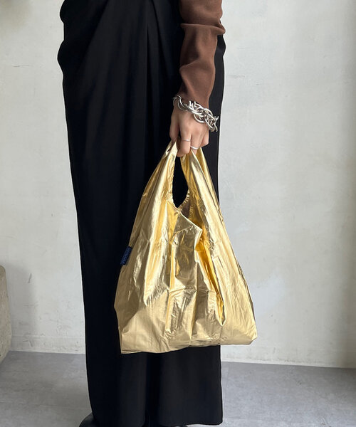 DouDou（ドゥドゥ）の「【BAGGU】24AW BABY メタリック（ショルダーバッグ・レディース・シルバー/ゴールド・FREE）」の8枚目の写真