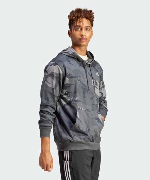 adidas（アディダス）の「シーズナル エッセンシャルズ カモフラージュ